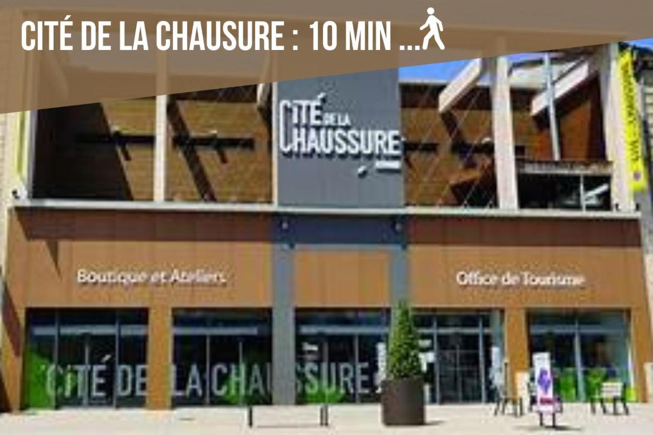 Le Bouquiniste, Centre Historique, Fibre, Ess, Rez-De-Chaussee, Bedinshop Роман-сюр-Изер Экстерьер фото